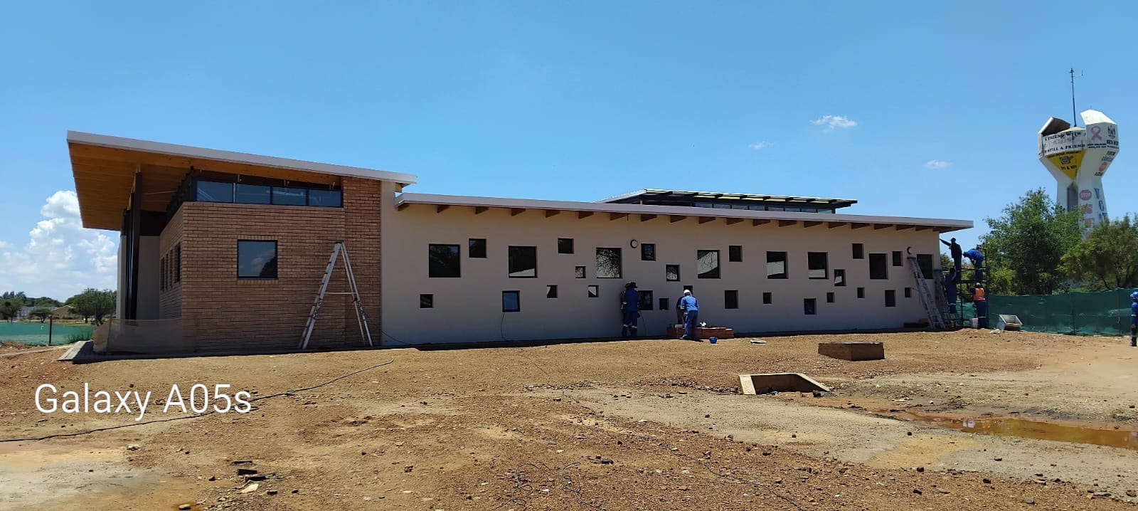 NWU Writing Centre — Mafikeng — Completed building — cantilevered roof exterior