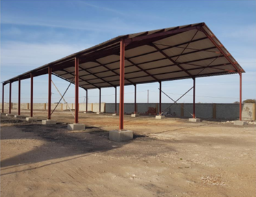 Bono Lodge — Side view — portal frame & roof pitch